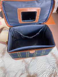 Beauty-case marca Jaguar, con tracolla.