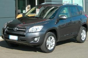 TOYOTA RAV4 modello LUXURY