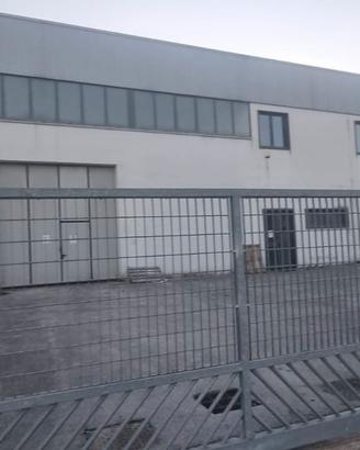 Capannone zona industriale