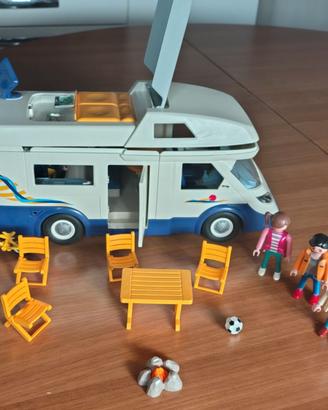 Playmobil Family Fun 70088 – Camper con famiglia i