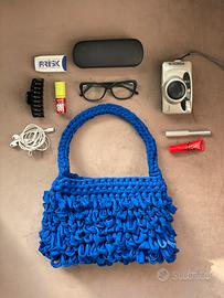 Borsa blu elettrico y2k style