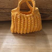 Borsetta all’uncinetto