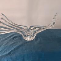 Grande centrotavola floreale in cristallo 