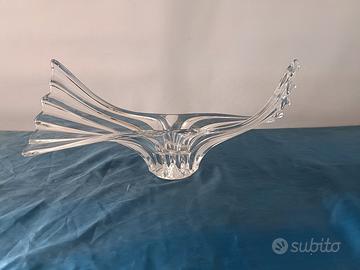 Grande centrotavola floreale in cristallo 