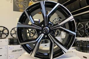 Cerchi NUOVI Audi raggio 19 cod.84721
