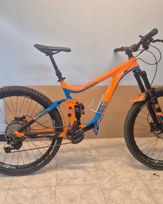 Giant reign 27.5 