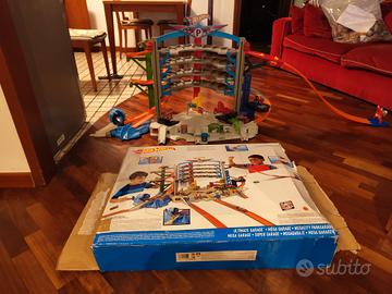 hot wheels CMP80 Mega garage
