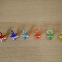 Ciuccetti di vetro colorati per bomboniere