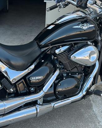 suzuki intruder vz m 800