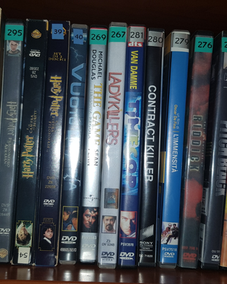 Dvd originali e non. con custodia e copertina