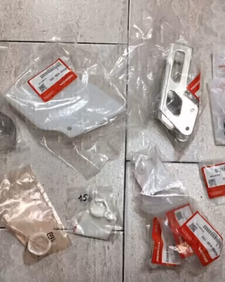 Porta cruna, cruna ecc. Honda cr125 cr250 cr500