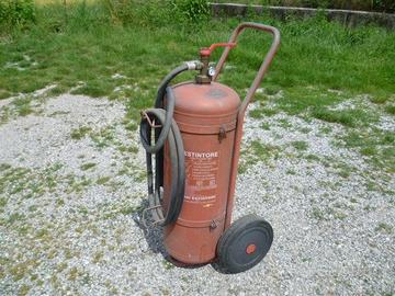 Estintore Carellato da 50 Kg. ( Polvere.)
