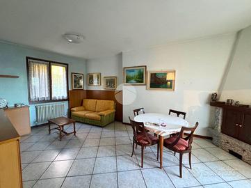 2 LOCALI A FORESTO SPARSO