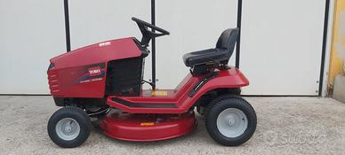 Trattorino tagliaerba rasaerba tosaerba 