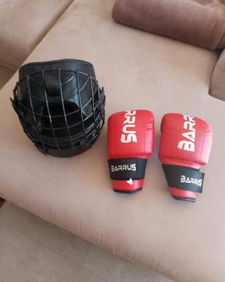 casco guanti boxe