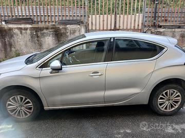 Citröen DS4 2012