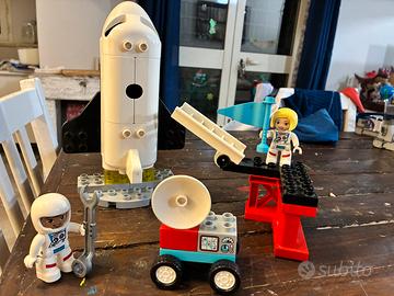 Missione volo razzo spaziale lego duplo