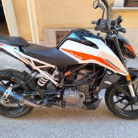 KTM 390 Duke - 2021