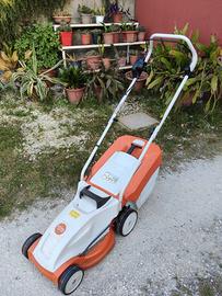 Tosaerba elettrico Stihl