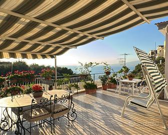 ATTICO A CASTELLAMMARE DI STABIA