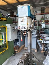 Trapano a colonna SERRMAC TCO 28