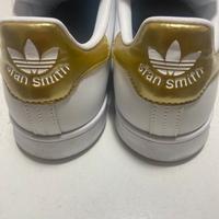 Scarpe da tennis adidas. Stam smith
