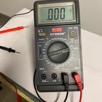 Tester multimetro digitale