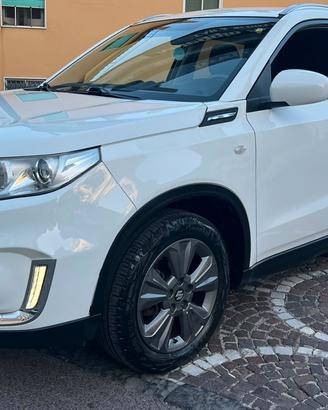 Suzuki Vitara 1.0 Boosterjet Starview GPL