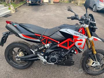 Aprilia dorsoduro 900