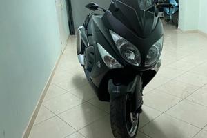 Yamaha Tmax 500