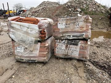 Listelli di mattoni rossi