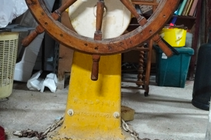 Raro Timone Antico in Legno e Ghisa - Oltre 150 An