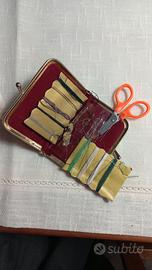 set cucito da viaggio