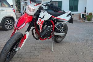 SWM SM 125 R ABS