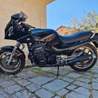 Kawasaki GPZ 900 - 1984- Top Gun- Permuta