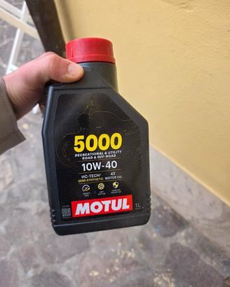 olio motore motul