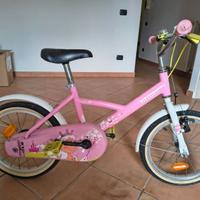 Bici da bambina rosa e bianca