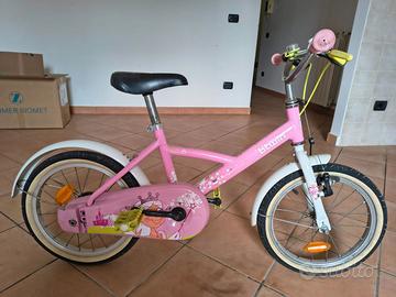 Bici da bambina rosa e bianca