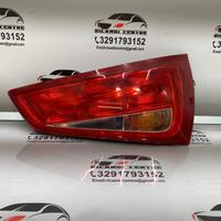 Faro fanale stop posteriore destra dx audi a1 2011
