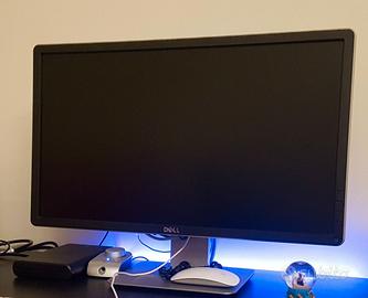 Monitor Dell 24" Full hd orientabile 