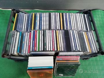 Lotto 100 custodie cd usate