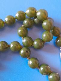 Collana in olivina