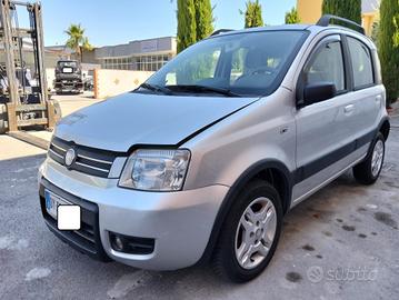 Fiat Panda 1.2 Climbing Metano 2009 SINISTRATA