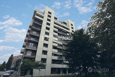 NUDA PROPRIETA' - PANORAMICO CON CANTINA E BOX AUT