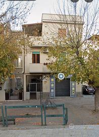 Stanza uso studio zona tribunale