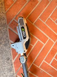 Decespugliatore e tagliaerba a batteria