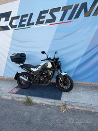 Benelli Leoncino 250 top case