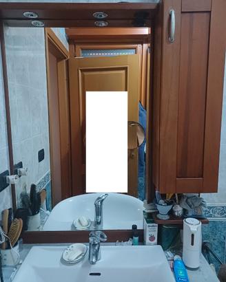 Mobile bagno con specchira