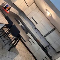 Cucina angolare con penisola