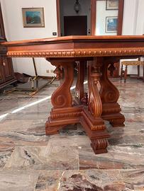 Mobile soggiorno sedie e tavolo